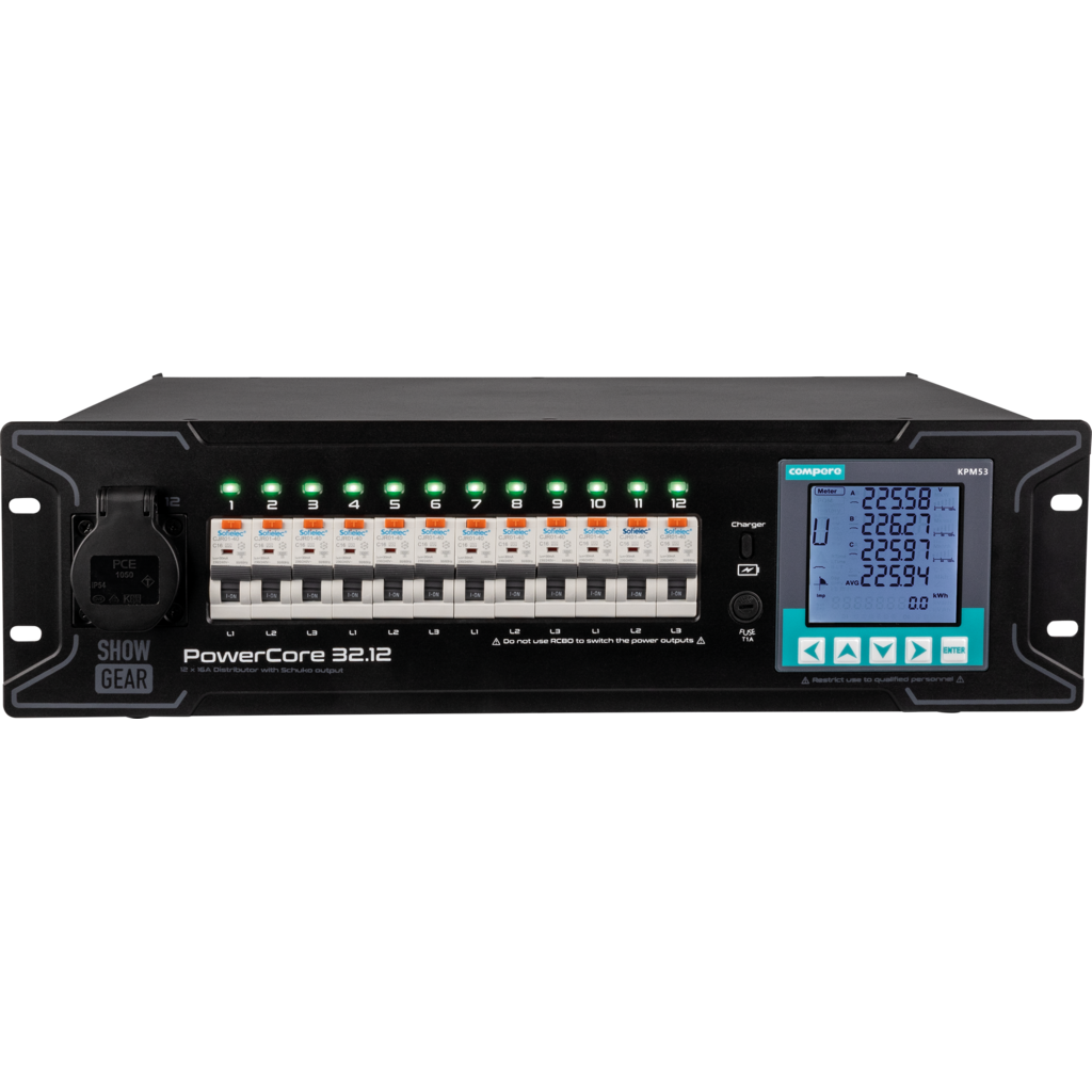 Showgear PowerCore 32.12-serien er 32 A 400 V 3-fase strømdistributorer i 19” rack med individuell RCBO per kurs, LCD-overvåking og Md-bus kommunikasjon