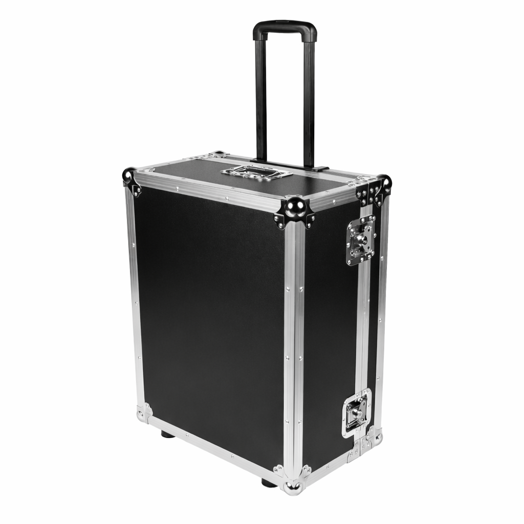 [2037058017] Capro Flightcase for Behringer Wing Compact er en transportkasse i 6,5 mm kryssfiner med skreddersydd foam, butterflylåser, utrekkbart håndtak og kofferthjul.